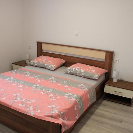Apartament Milwe Ražanac Zewnętrze zdjęcie